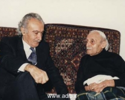 دست راست : استاد محمد علی نجاتی از شاعران و ادیبان عالیقدرمعاصر دست چپ : ادیب برومند